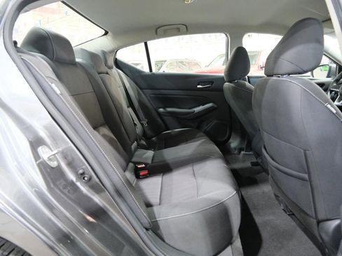 Used 2022 Nissan Altima 2.5 SV image 23