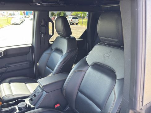 Used 2024 Ford Bronco Badlands AWD/4WD image 18