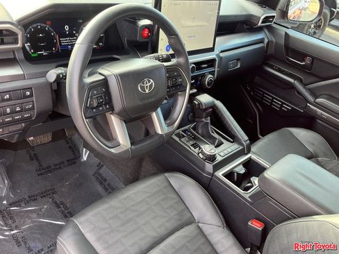 Certified 2026 Toyota 4Runner TRD Off-Road Premium w/ Tow Technology Package AWD/4WD image 20