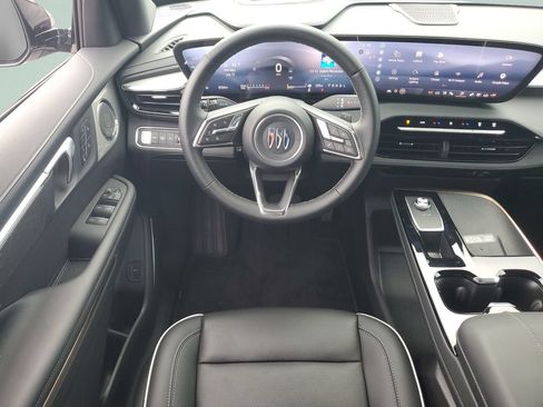 Used 2025 Buick Enclave Avenir FWD image 12