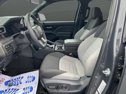 Used 2025 Toyota Tacoma TRD Sport w/ TRD Sport Upgrade Package