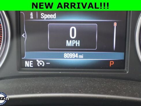 Used 2019 Buick Enclave Essence FWD image 12