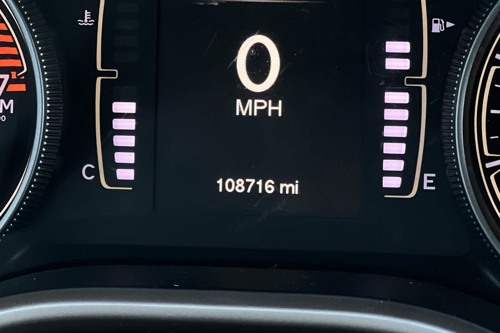 Used 2016 Jeep Cherokee Sport FWD image 25