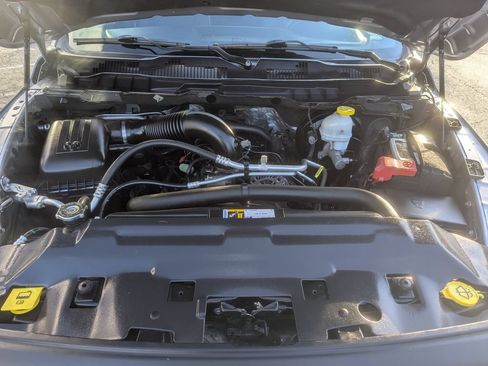 Used 2021 RAM 1500 Warlock AWD/4WD image 38