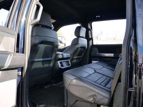 Used 2025 Ford F450 Platinum w/ FX4 Off-Road Package image 43