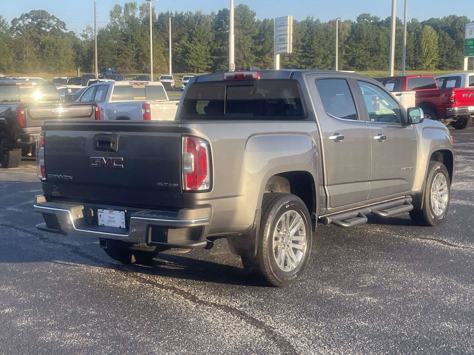 Certified 2020 GMC Canyon SLT w/ Driver Alert Package RWD image 3