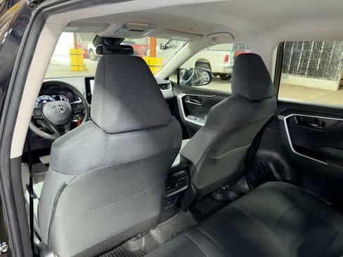 Certified 2023 Toyota RAV4 LE image 26