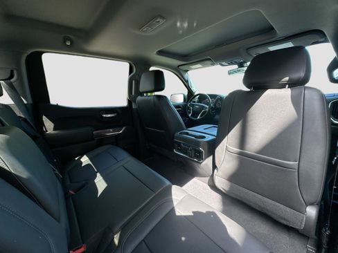 Used 2019 Chevrolet Silverado 1500 LTZ image 28