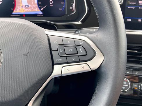 Used 2024 Volkswagen Jetta SEL image 25