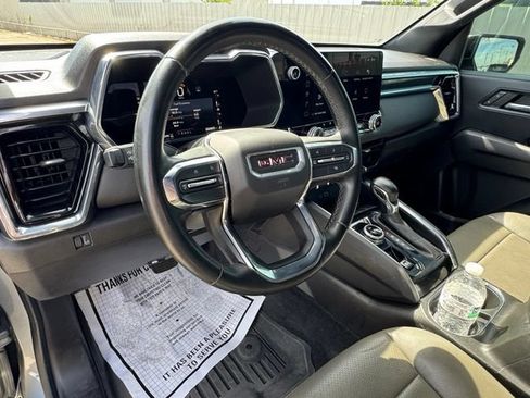 Used 2023 GMC Canyon Elevation w/ Elevation Premium Package AWD/4WD image 12
