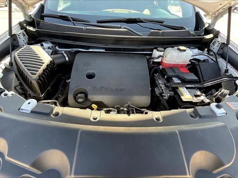 Used 2023 Chevrolet Traverse High Country image 9