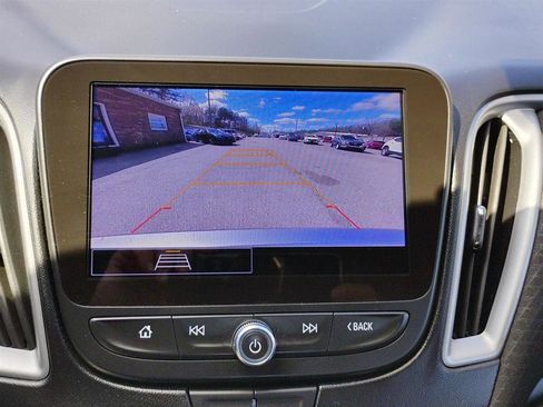 Used 2023 Chevrolet Malibu LT image 21