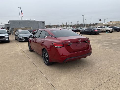 Certified 2024 Nissan Sentra SV image 5