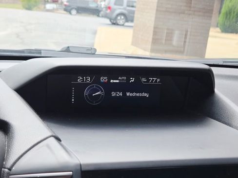 Used 2020 Subaru Forester Premium image 25