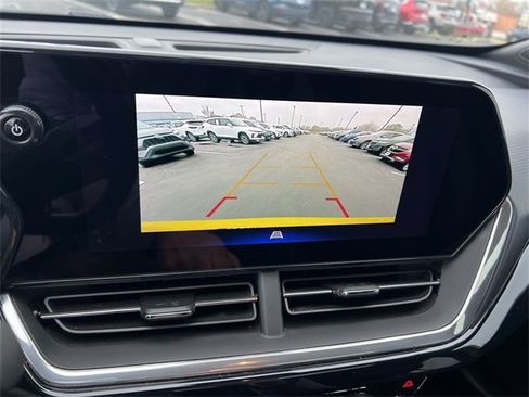 Certified 2024 Chevrolet Trax RS w/ Sunroof Package image 21