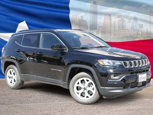 New 2025 Jeep Compass Latitude image 1
