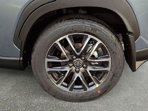 New 2026 Toyota Corolla Cross XLE image 5