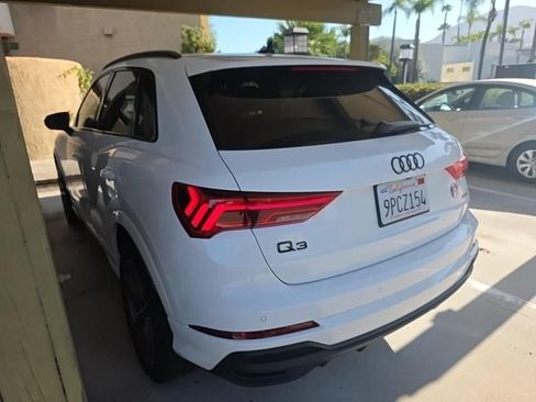 Used 2023 Audi Q3 2.0T Premium w/ Black Optic Sport Package AWD/4WD image 4