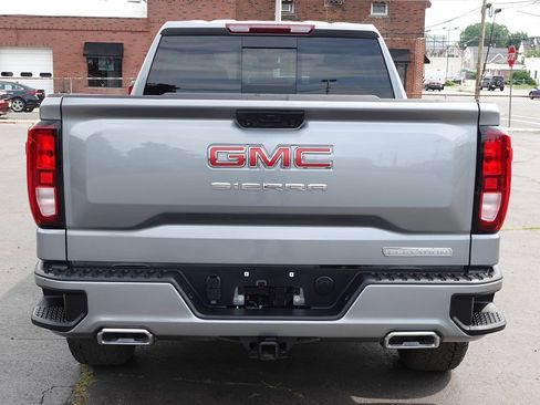 Used 2024 GMC Sierra 1500 Elevation w/ Preferred Package AWD/4WD image 8