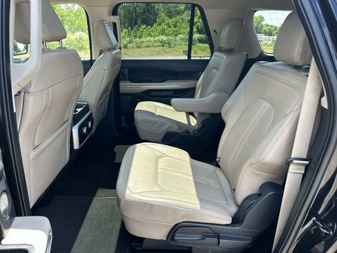 Used 2023 Ford Expedition Max Limited AWD/4WD image 23