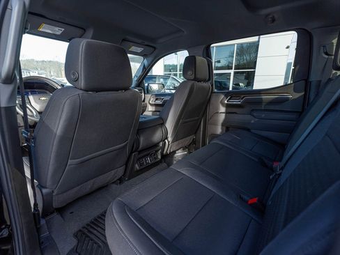 Used 2025 Chevrolet Silverado 1500 LT image 27