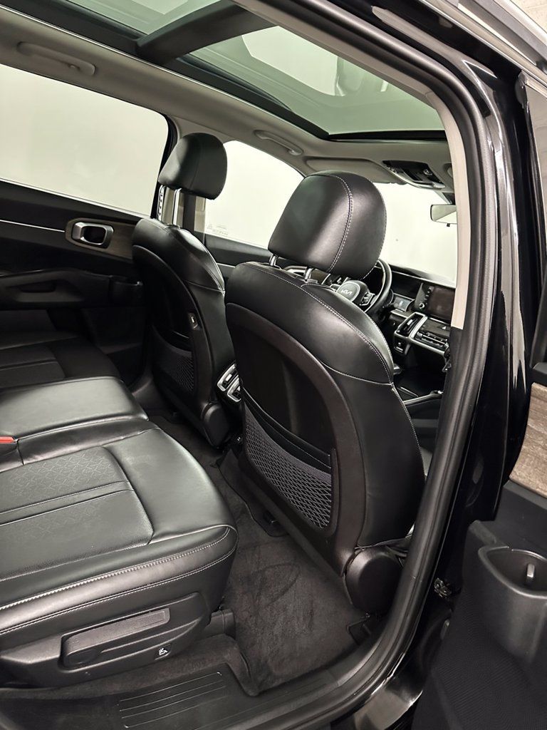 Used 2022 Kia Sorento S w/ Panoramic Sunroof Package AWD/4WD image 33