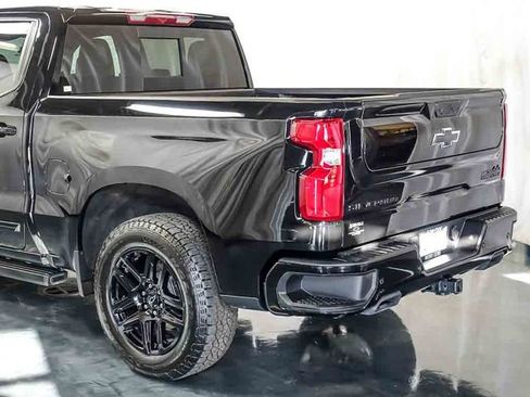 Used 2026 Chevrolet Silverado 1500 High Country w/ Midnight Edition AWD/4WD image 10