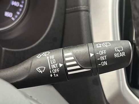 Used 2024 GMC Terrain SLT image 43