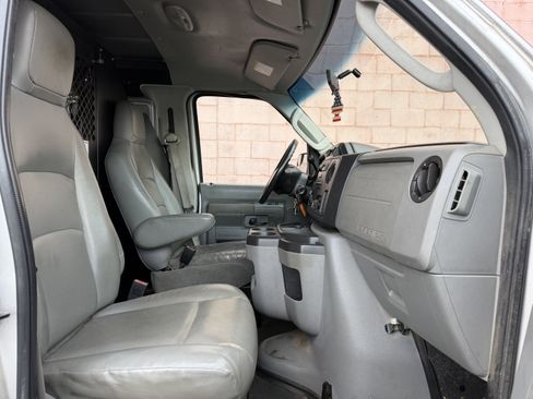 Used 2011 Ford E-250 and Econoline 250 Extended w/ Commercial Cargo Van Pkg image 7