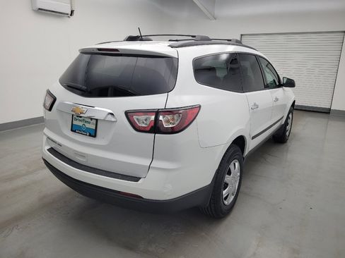Used 2017 Chevrolet Traverse LS AWD/4WD image 9