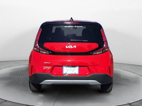 Used 2024 Kia Soul LX FWD image 4