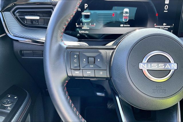 Certified 2025 Nissan Kicks SR FWD image 10