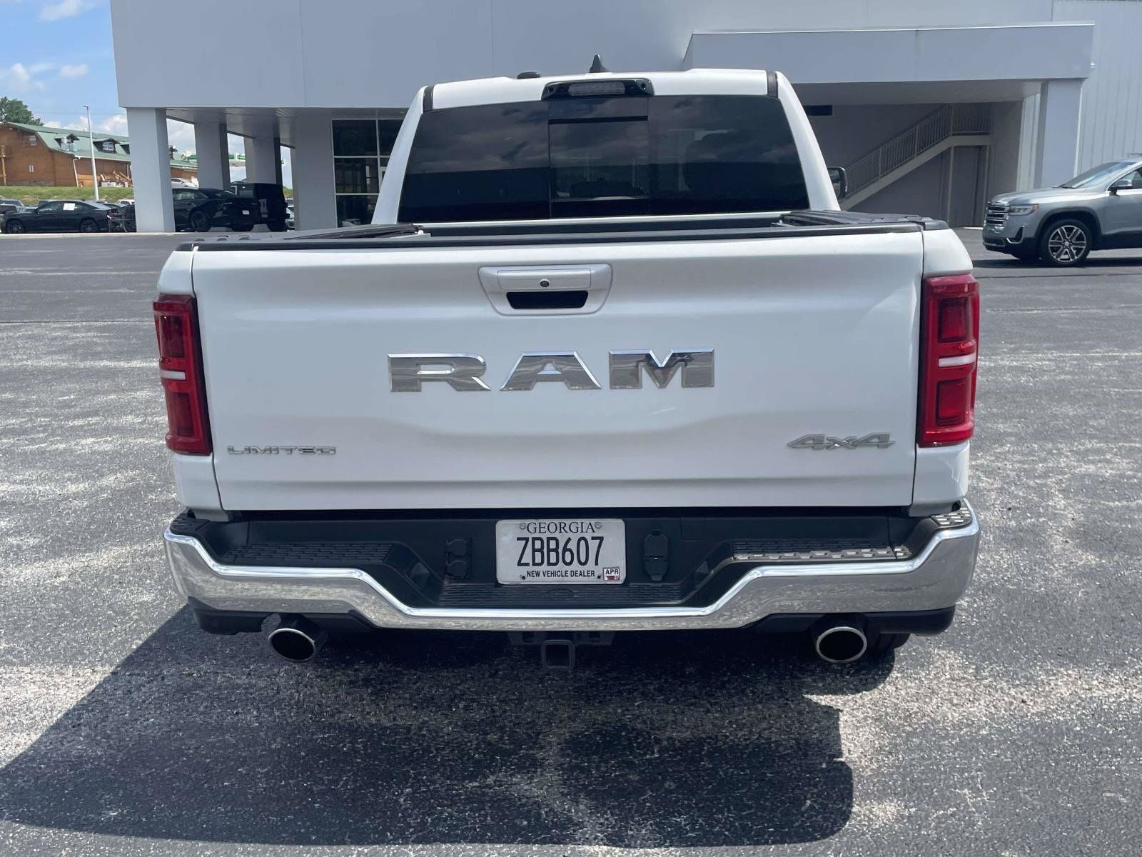 Used 2025 RAM 1500 Limited AWD/4WD image 4