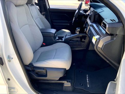 Used 2024 Toyota Tacoma SR5 image 9