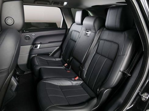 Used 2018 Land Rover Range Rover Sport HSE image 5