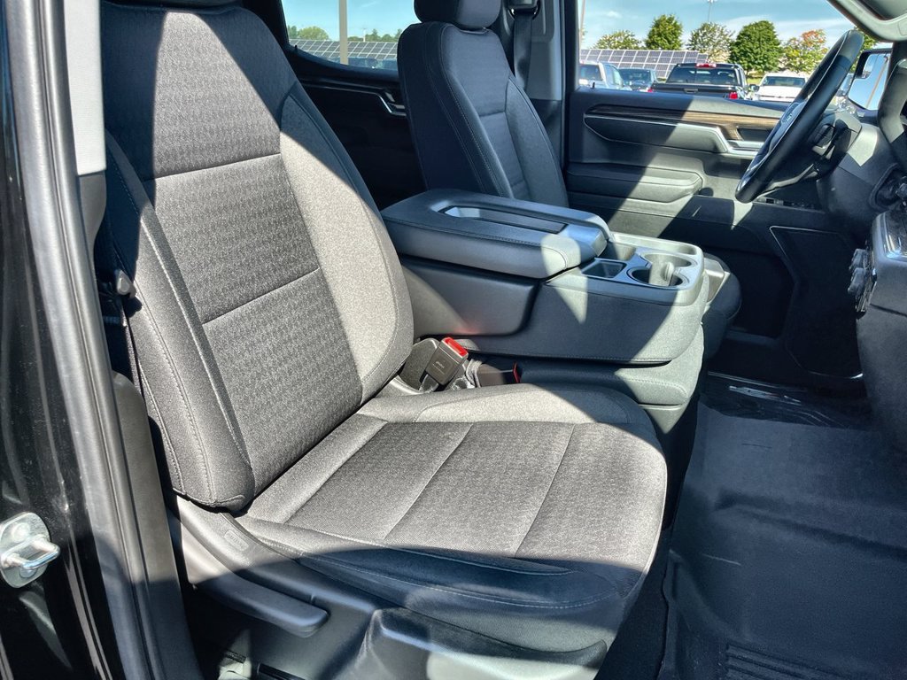 Used 2023 Chevrolet Silverado 1500 RST AWD/4WD image 26