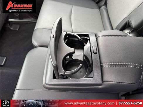 Certified 2024 Toyota 4Runner SR5 Premium image 15