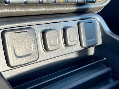 Used 2019 GMC Sierra 2500 Denali AWD/4WD image 32