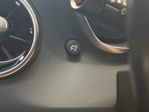 Used 2023 Chevrolet Camaro LT RWD image 34