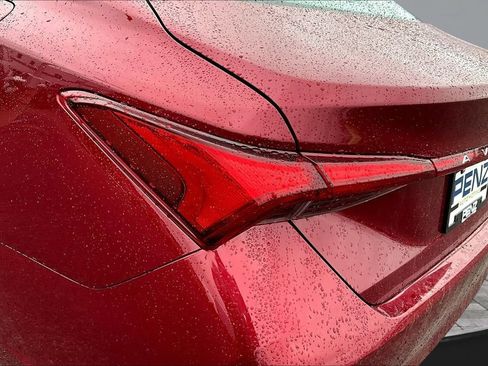 Used 2019 Toyota Avalon Limited w/ Advanced Safety Package FWD image 21
