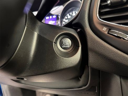 Used 2019 Jeep Compass Latitude w/ Cold Weather Group image 29