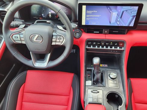 Used 2026 Lexus IS 350 F Sport w/ Technology Package RWD image 27