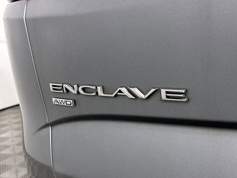 Used 2024 Buick Enclave Premium AWD/4WD image 32