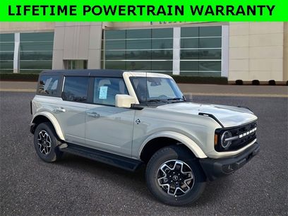 New 2025 Ford Bronco Outer Banks