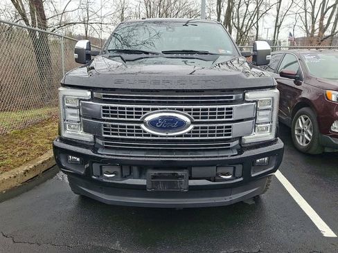 Used 2017 Ford F250 Platinum w/ Platinum Ultimate Package image 3