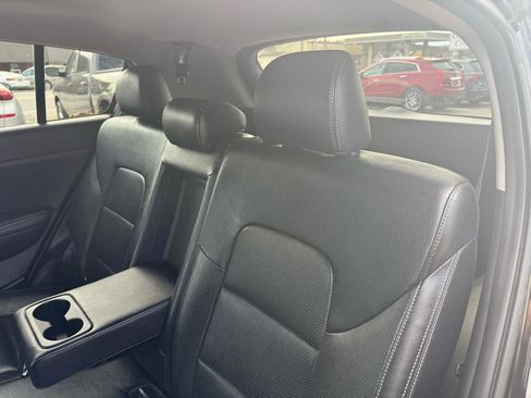 Used 2018 Kia Sportage SX image 33