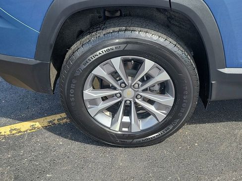 Certified 2025 Chevrolet Equinox LT FWD image 6
