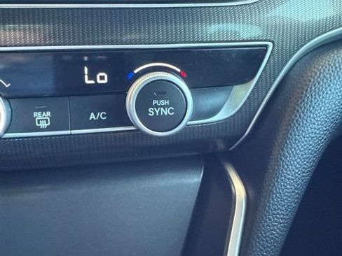 Used 2018 Honda Accord Sport image 7