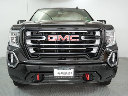 Used 2019 GMC Sierra 1500 AT4 image 2