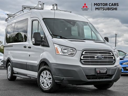 Used 2017 Ford Transit 150 XLT RWD image 1